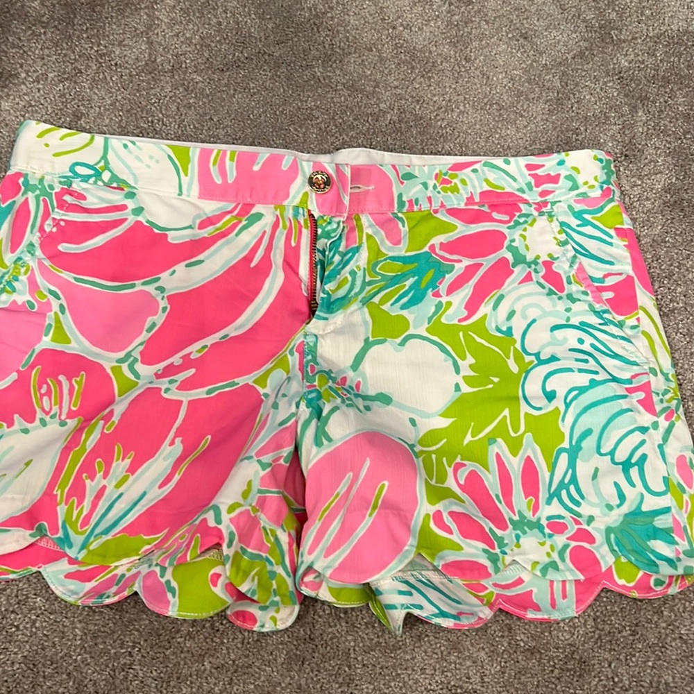 Lilly Pulitzer butter cup shorts-12